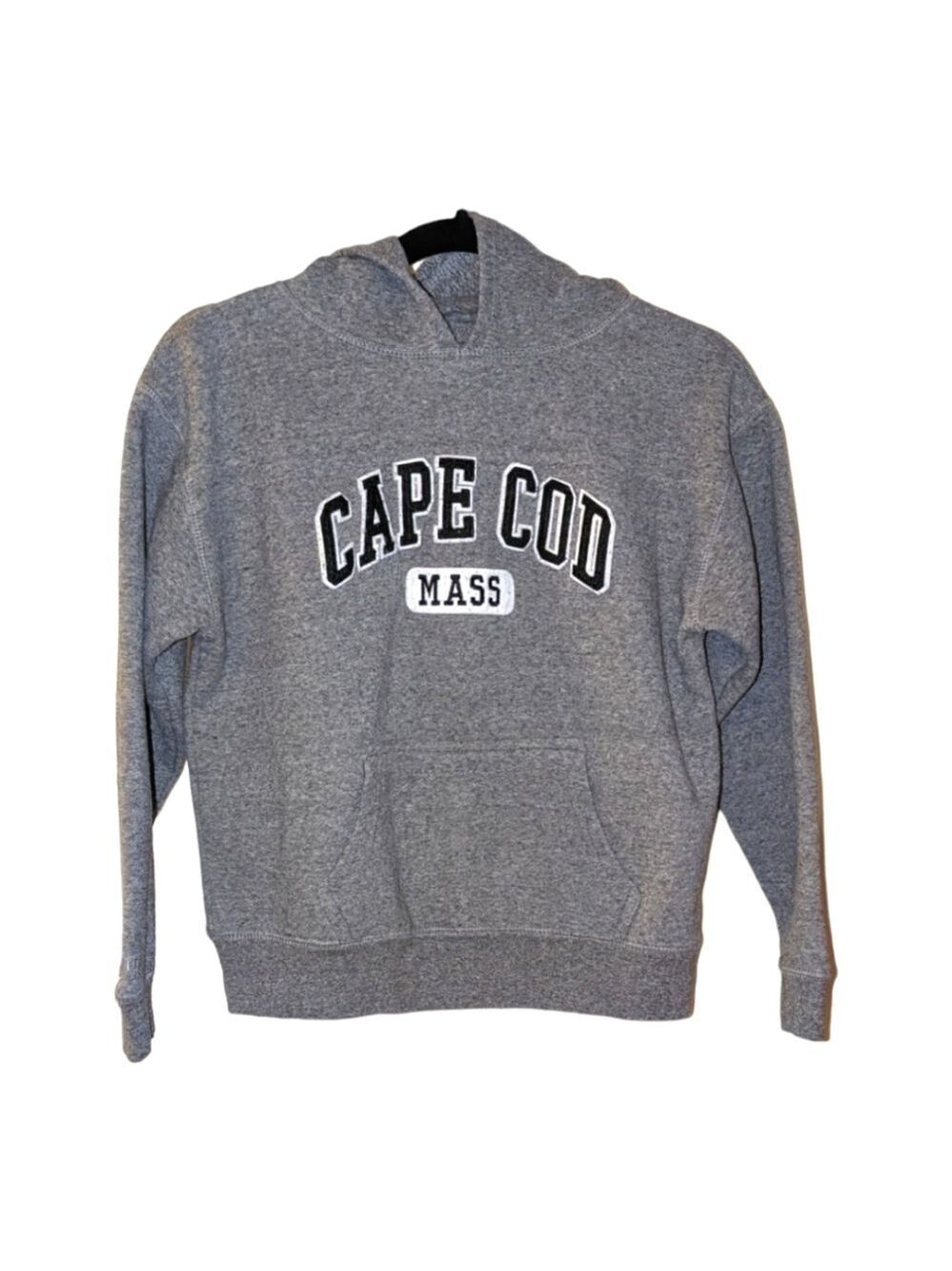 Cuffy’s of Cape Cod gray unisex hoodie with pocket. size M (10-12)